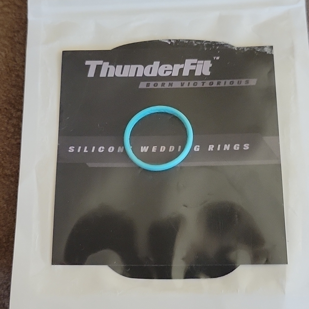 5/$25 THUNDERFIT women's thin light teal silicone wedding ring